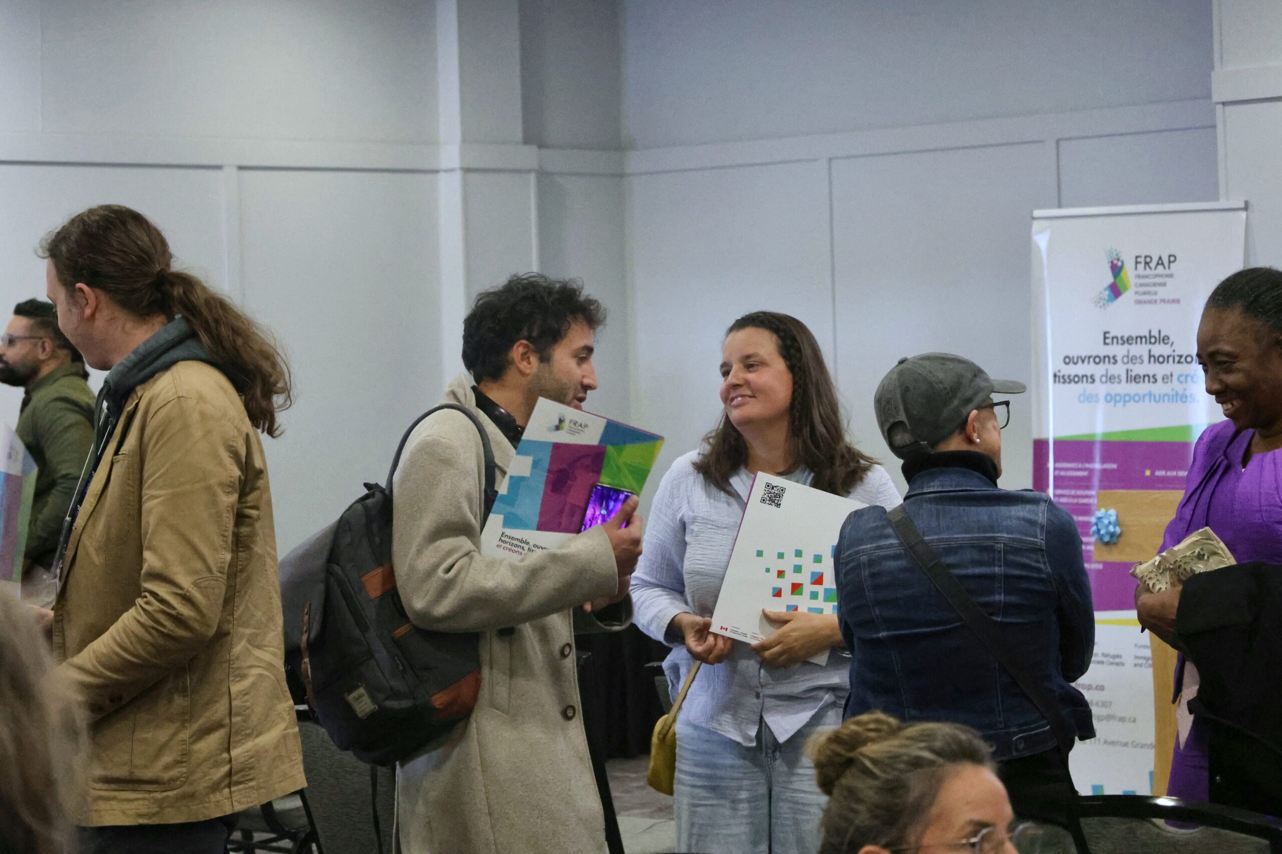 Membres de la communauté présents lors de l’ouverture officielle